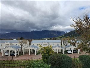 2 Bed Apartment in Franschhoek