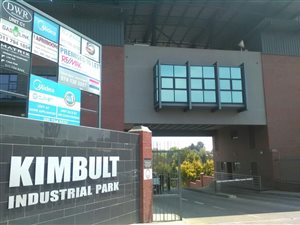 1950 m² Commercial space in Honeydew