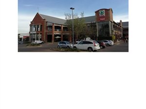 310 m² Retail Space in Noordwyk