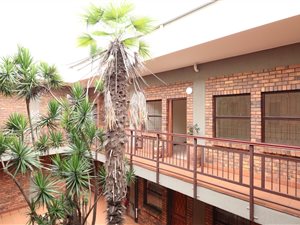 2 Bed Apartment in Nimrod Park