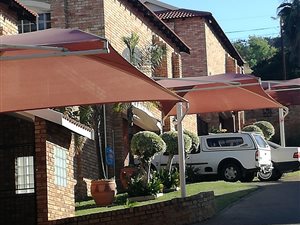 5 Bed House in Safari Gardens