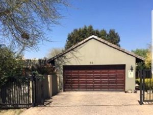 3 Bed Townhouse in North Riding AH