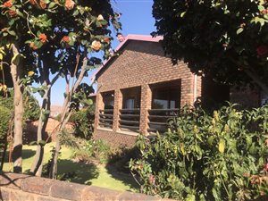 5 Bed House in Wilro Park