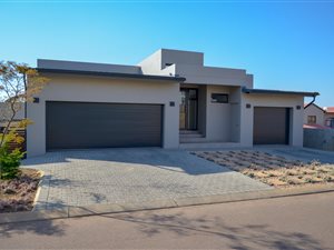 4 Bed House in Olympus AH