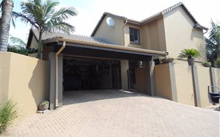 3 Bedroom Townhouse in Amorosa