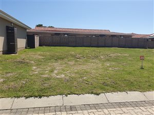 2 bedroom house for sale in Kwelera | T2645306
