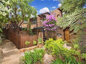 3 Bed Townhouse in Val de Grace