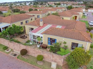 3 Bed Townhouse in Lorraine