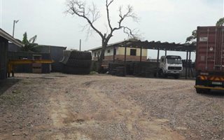 1200 m² Land available in Clairwood