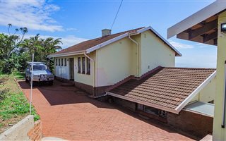 3 Bedroom House in Athlone Park