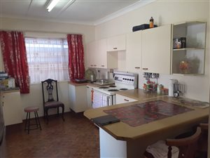 3 Bed House in Bezuidenhout Valley