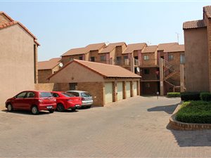 2 Bed Apartment in Noordwyk