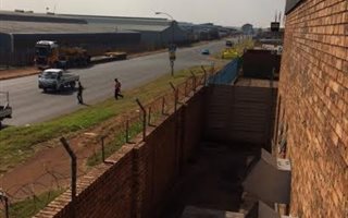 783 m² Industrial space in Jet Park