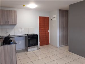 2 Bedroom Apartment in Pinetown Central
