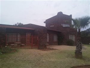 4 Bed House in Flora Gardens