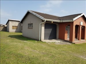 10 Bed House in Esikhawini