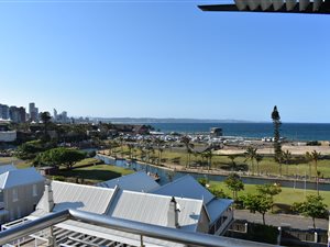 2 Bed Apartment in Point Waterfront