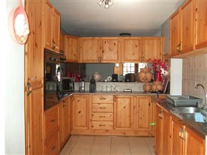 3 Bed Duplex in Arboretum