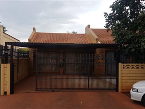 3 Bed House in Doornpoort and surrounds