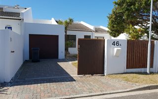 3 Bedroom House in Marina Da Gama