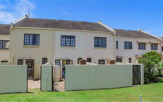 2 Bedroom Duplex in Port Alfred