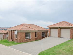 3 Bed House in The Reeds