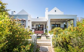 4 Bedroom House in De Zalze