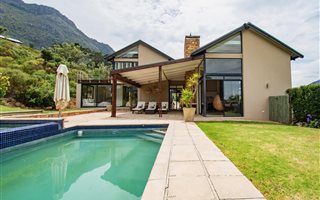 5 Bedroom House in Hout Bay and surrounds