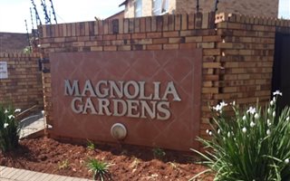 3 Bedroom Townhouse in Allens Nek