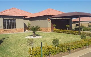 3 Bedroom House in Waterkloof