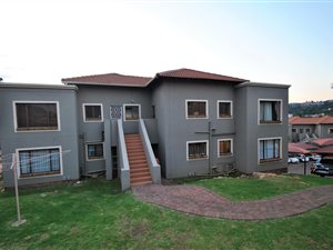2 Bed Apartment in Winchester Hills