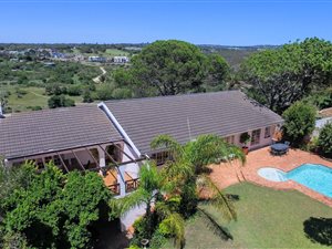 4 Bed House in Linkside