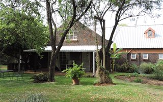 3.1 ha Smallholding in Hartbeesfontein