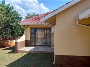 3 Bed House in Reefhaven