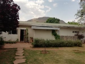 4 Bed House in Tarkastad