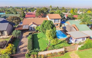 4 Bedroom House in Wierda Park