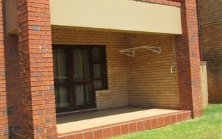 2 Bedroom Flat in Honeydew