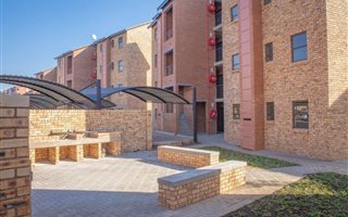 2 Bedroom Apartment in Philip Nel Park