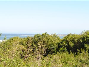 672 m² Land available in Cape St Francis