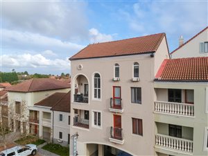 4 Bed Apartment in Rosendal