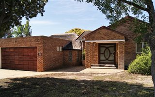 3 Bedroom House in Sunridge