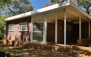 2 Bedroom House in Kampersrus AH