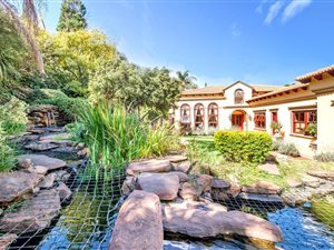 4 Bed House in Kloofendal