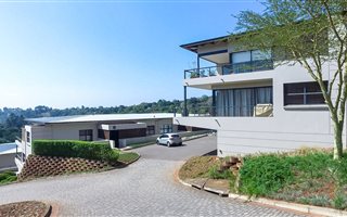2 Bedroom Apartment in Gillitts