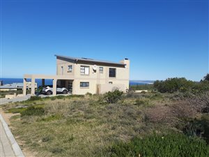 400 m² Land available in Dana Bay
