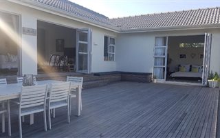 3 Bedroom Apartment in Umdloti