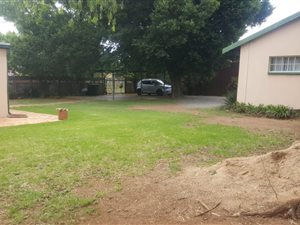 3 Bed House in Brackendowns