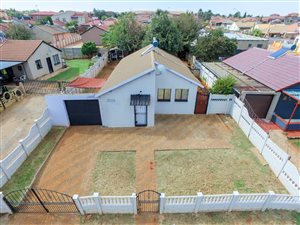 3 Bed House in Lenasia South