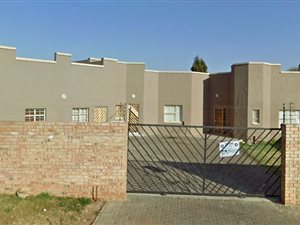 2 Bed House in Lenasia