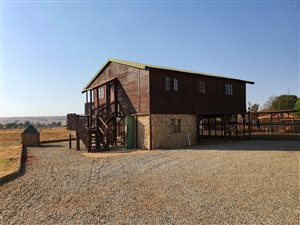 2 ha Farm in Helderblom